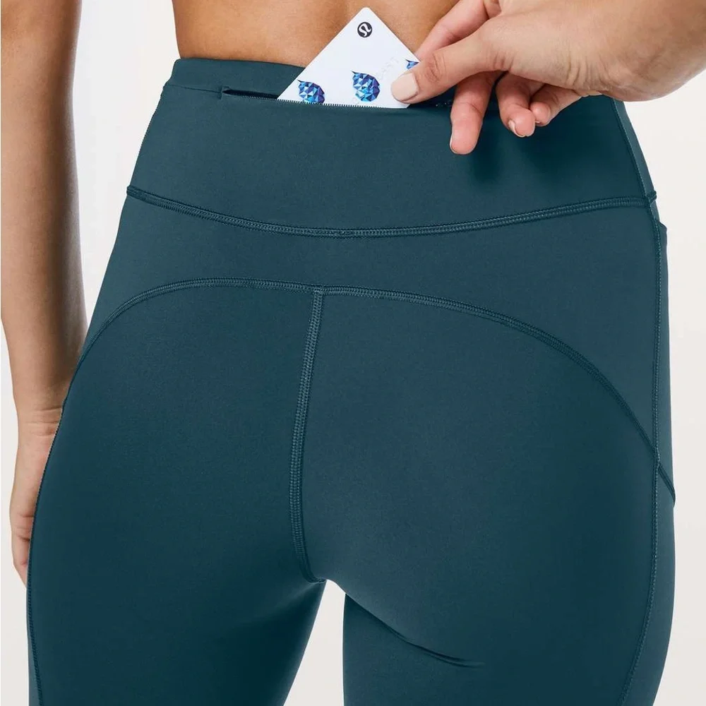 Lululemon Final Lap Crop *23